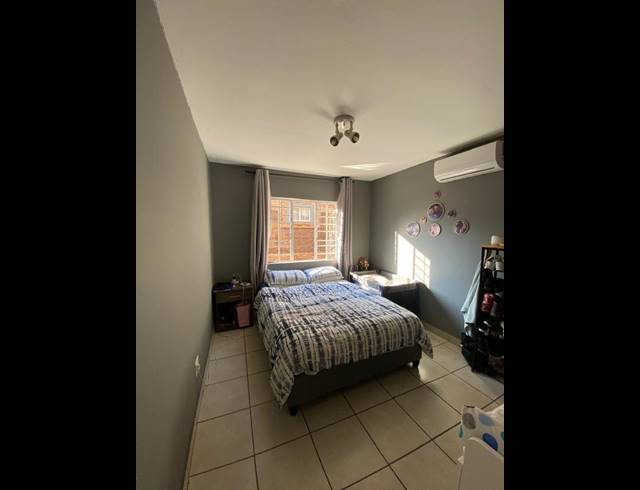 2 BEDROOM APARTMENT FOR SALE IN DIE HOEWES